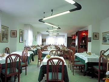 Hotel Fortunella Lido di Camaiore 3*,