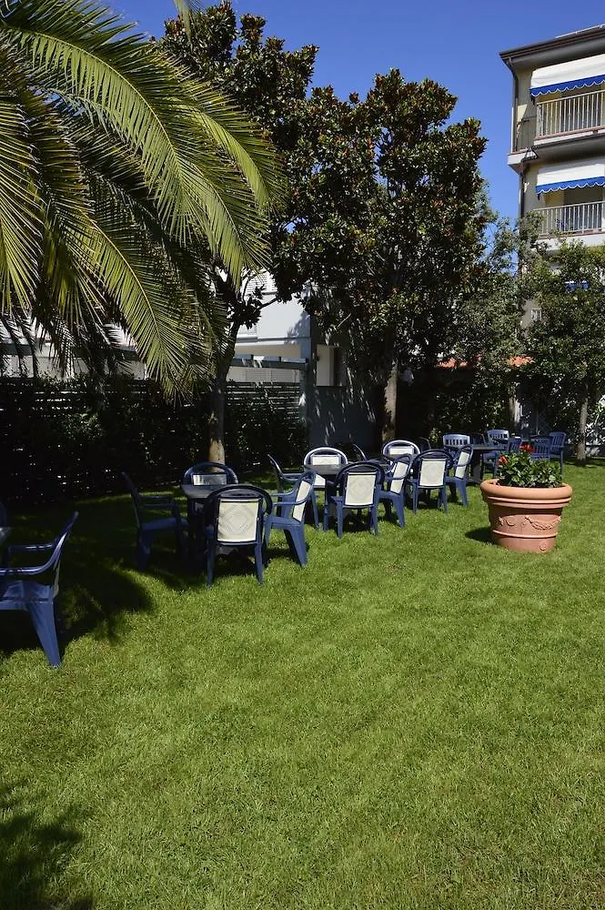 Hotel Fortunella Lido di Camaiore Italien
